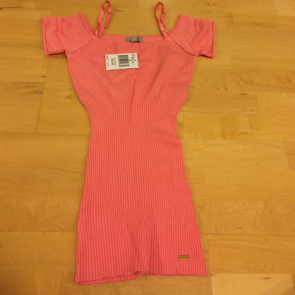 New pink top guess small fitted salmon